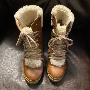 Universal thread boots